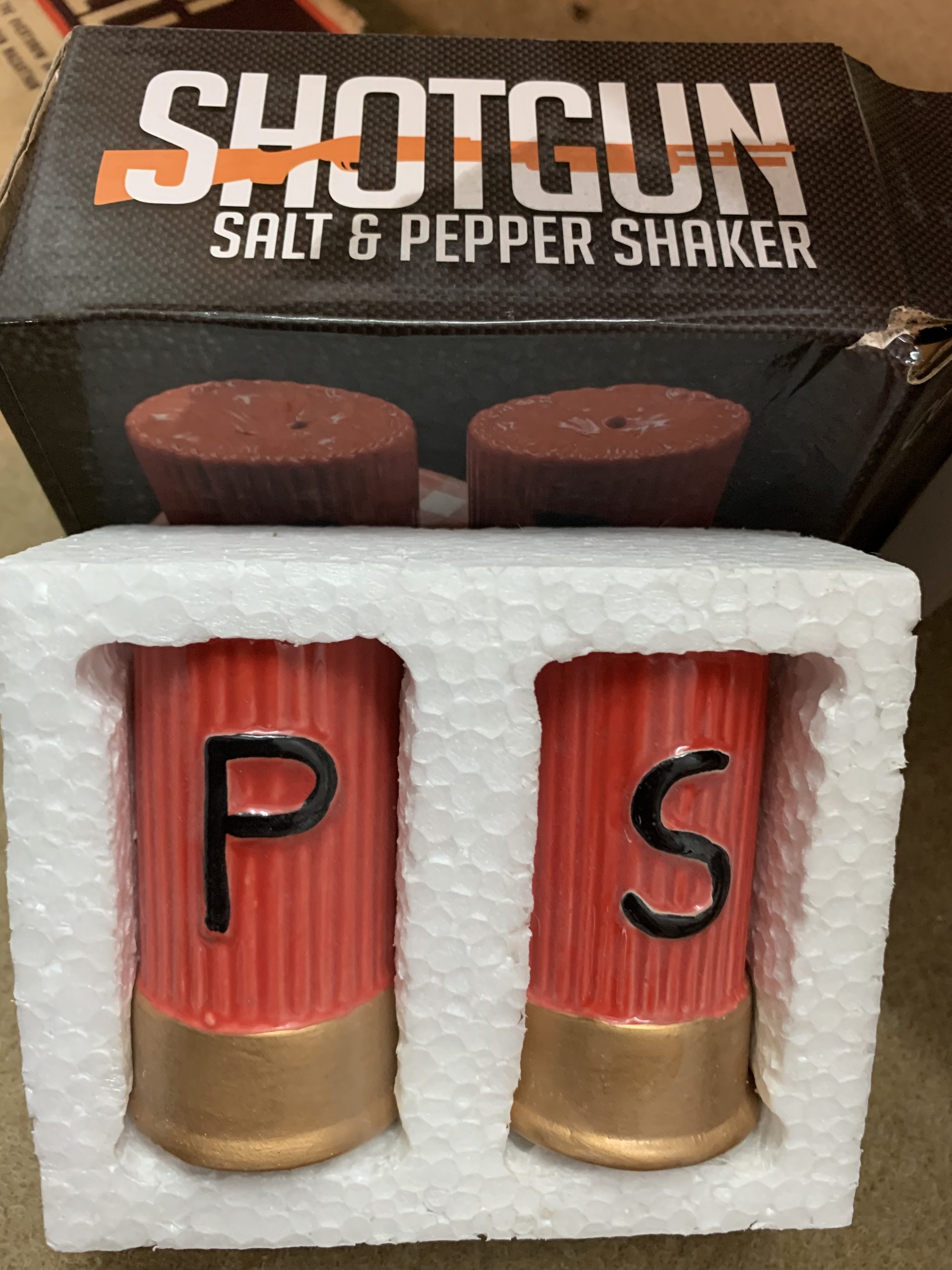 Shotgun salt and pepper shaker set 